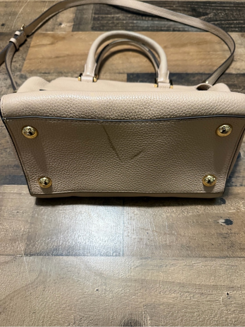 Michael Kors Hudson Medium Leather Satchel with Gold Hardware - Picture 3 of 9